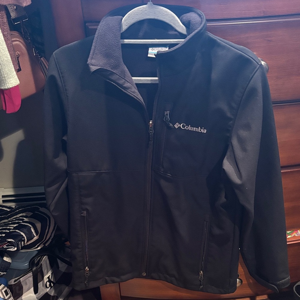 Columbia Men's Black Performance Jacket